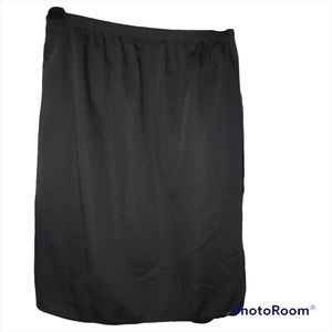 PLUS SIZE Black Skirt
